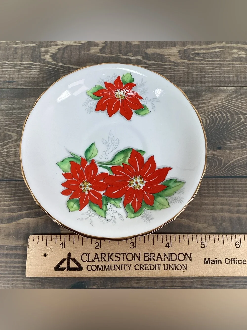 Vintage Victoria C & E Bone China England Tea Cup And Saucer Poinsettia